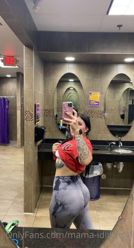 take the poll pinned to my page pleasseee and thank you ❤️🫶