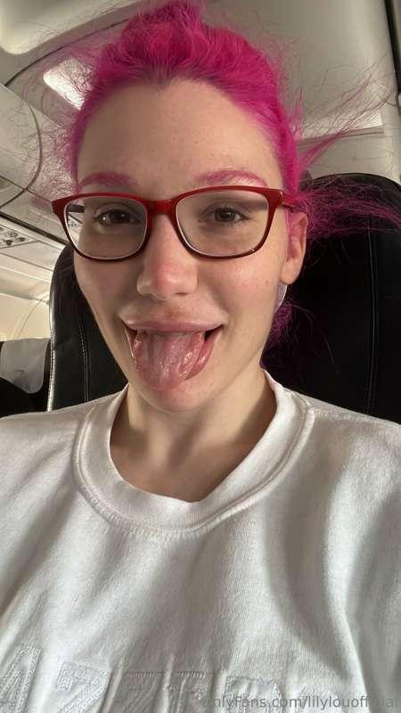 A lil pre flight selfie 😝