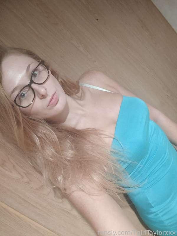 This blue dress is so pretty! It's perfect for hiding my dick in! 
Wanna see what I'm hiding?.....              
 🔥🔥 Subscribe!🔥🔥
😉🩵💙🩵💙😉



#fyp #trans #ts #transgirl #transgender #tgirl #mtf #sissy #subscribe #blonde #mtf #trap #fetish #nsfw #babecock #buttslut #dress #secret 


