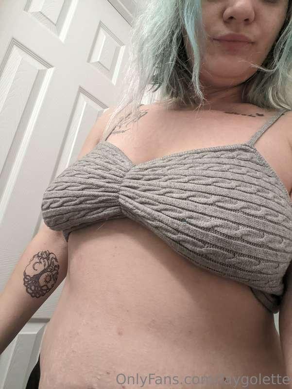 This is the most comfy bra I own 🥰🥰 
It may not be the prett..