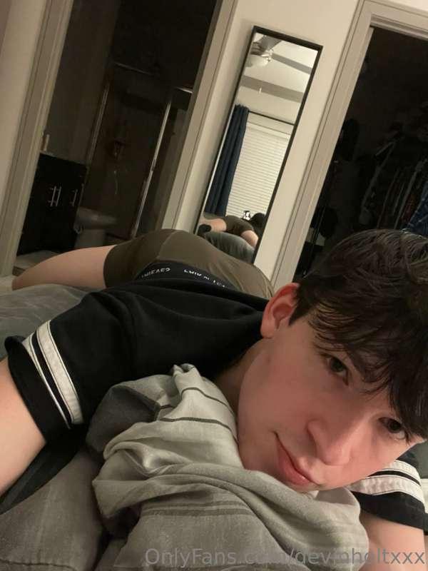i'm a little sore, could you massage me? ;)