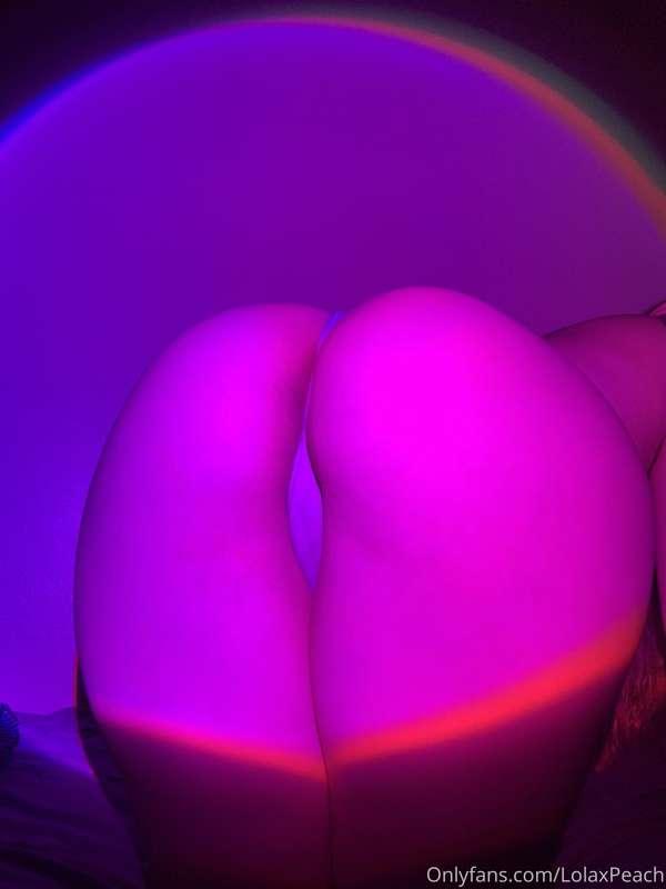 lolaxpeach image #1