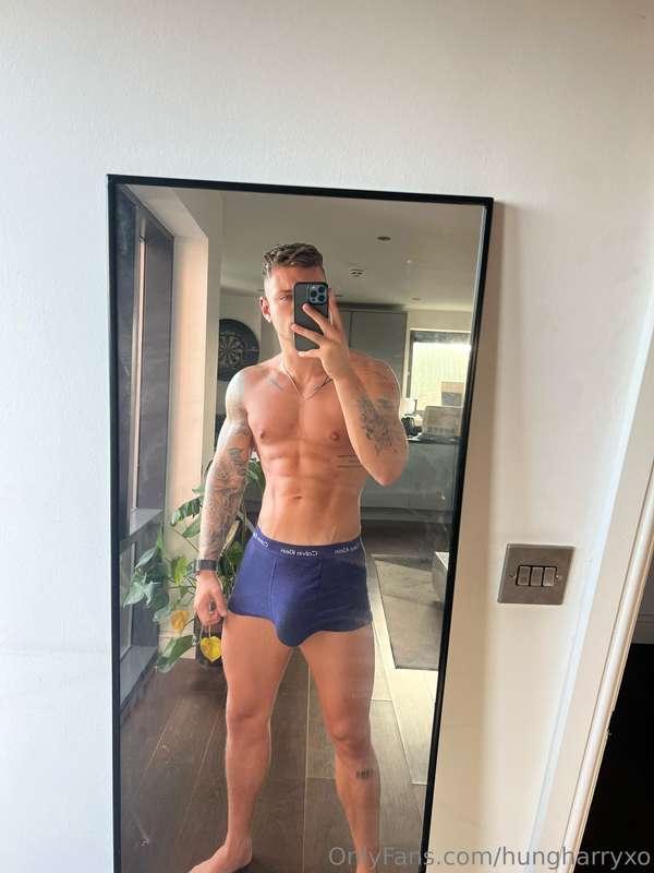 Confidence is the outfit of the day, and it looks good on me..