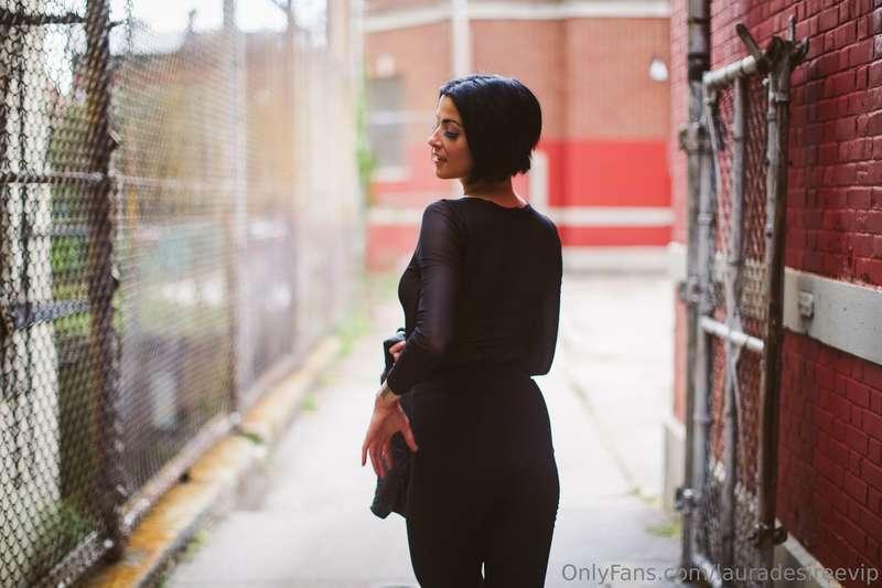😘