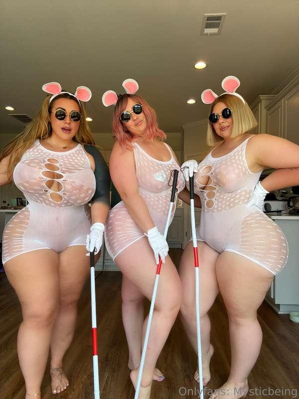 Three blind mice cosplay with @mythiccal @sweetmargs