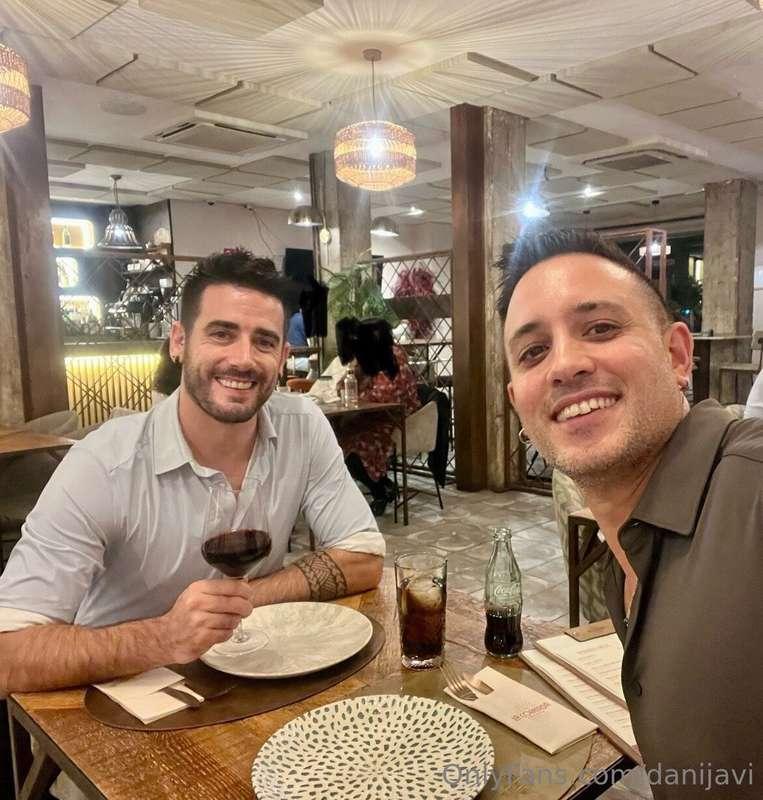 🍷🍽️🍷