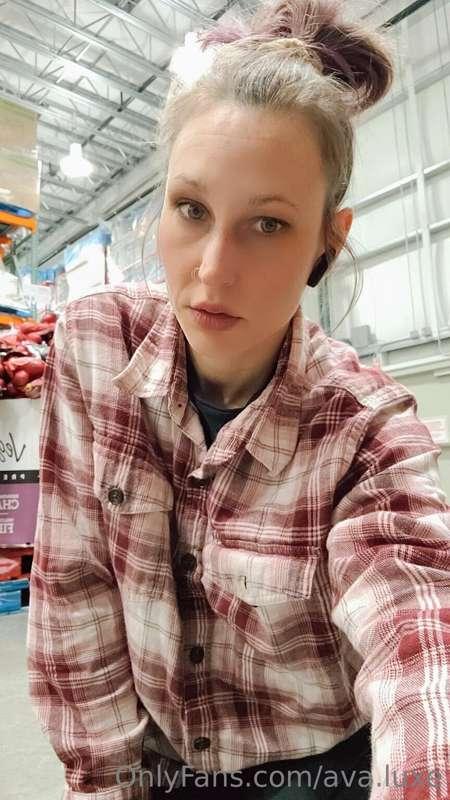 Early morning at work 🤑 

Have a lovely Friday 😘