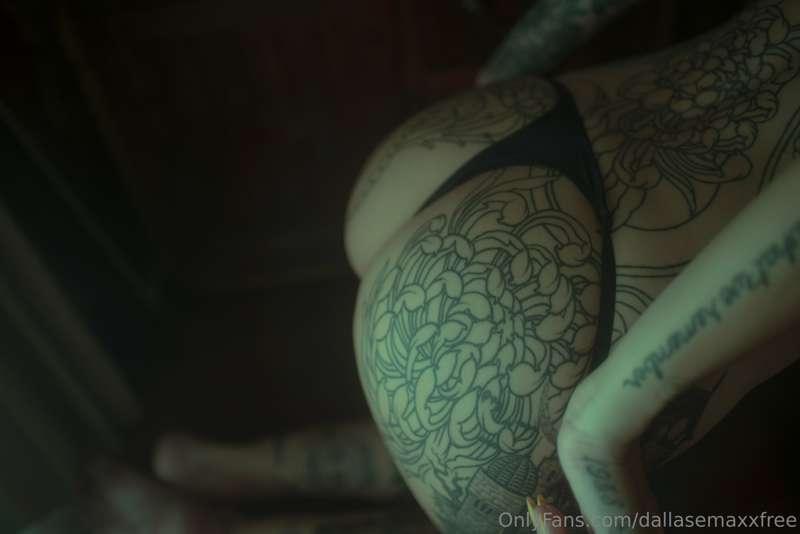 New B/G available! Over 14 minutes!!! 
Message me if you’re ..