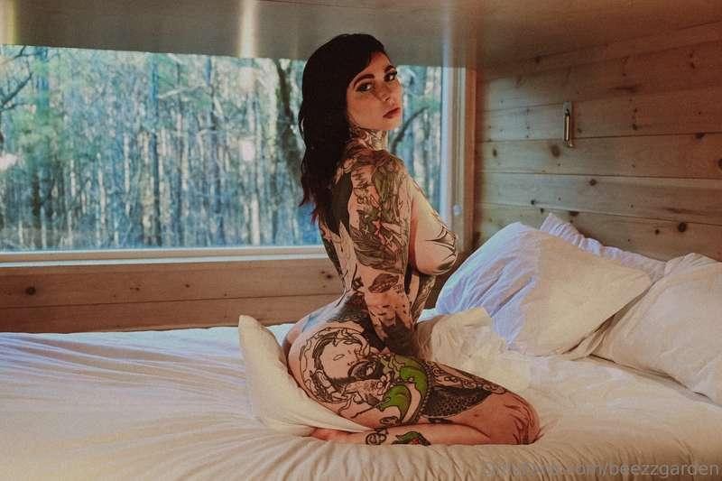 Swap this pillow for your face? 😈