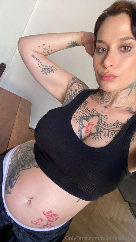 So if we had a little date... should i wear some cute shorts..