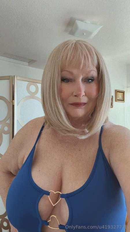Are you an ass or a tit guy? 😈