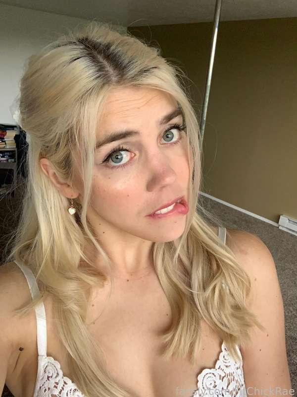 DM