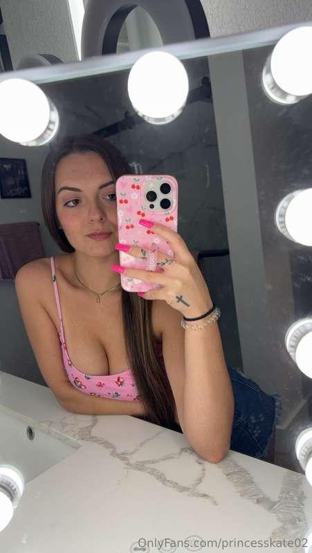 Watch me vibrate until I cum baby💦My clit is so sore from al..