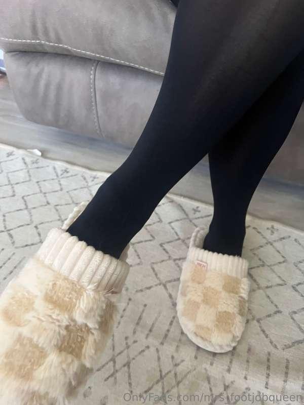 mrs_footjobqueen image #18