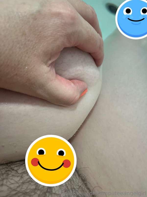 STUMP SQUEEZE 😈 When the leg comes off the stump gets a sque..