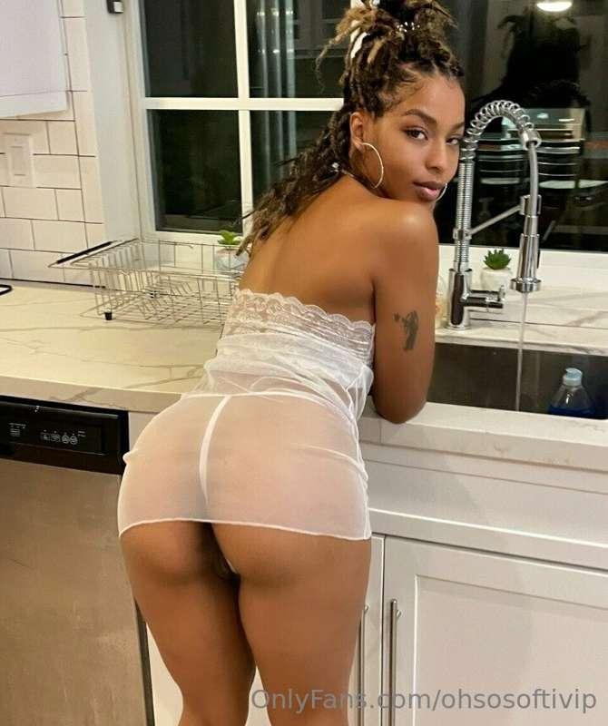 Breakfast has been served 🐱🍑