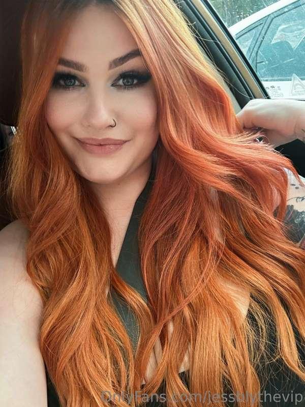 Finally done!!! Officially a ginger 😝 do we like? My face is..