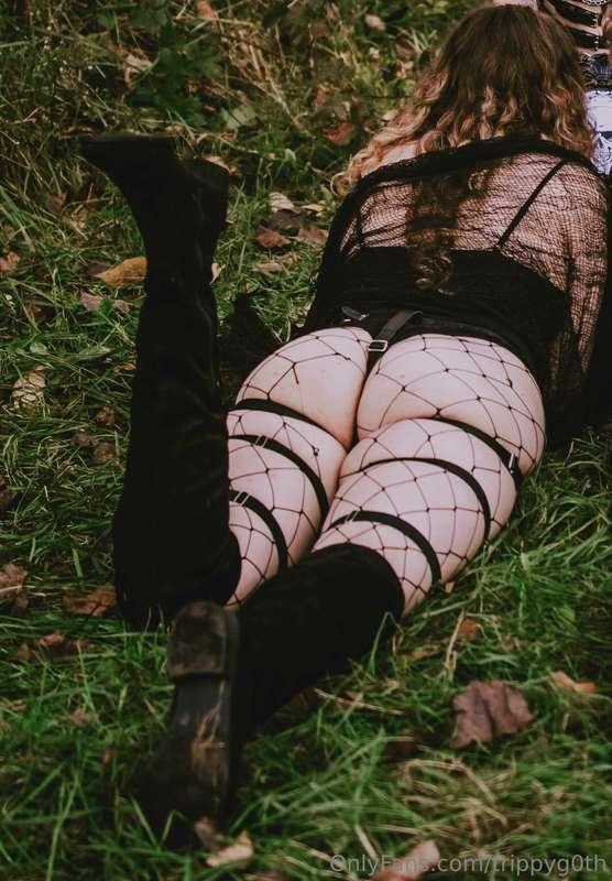 Hexed and ready to misbehave 🔮😏