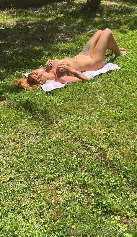 Definitely something about the sun that makes me EVEN hornie..