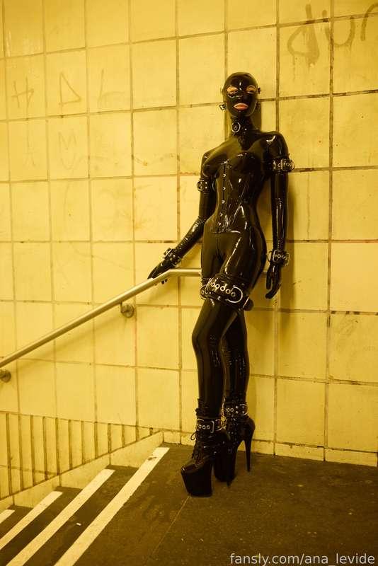 ana_levide image #162