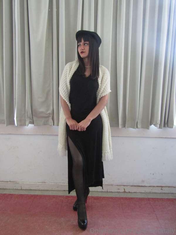 new photo session I did with my friend, do you like the "old..