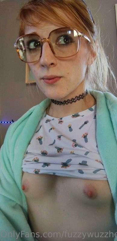 "He's spozduh been cum fuck mee.."