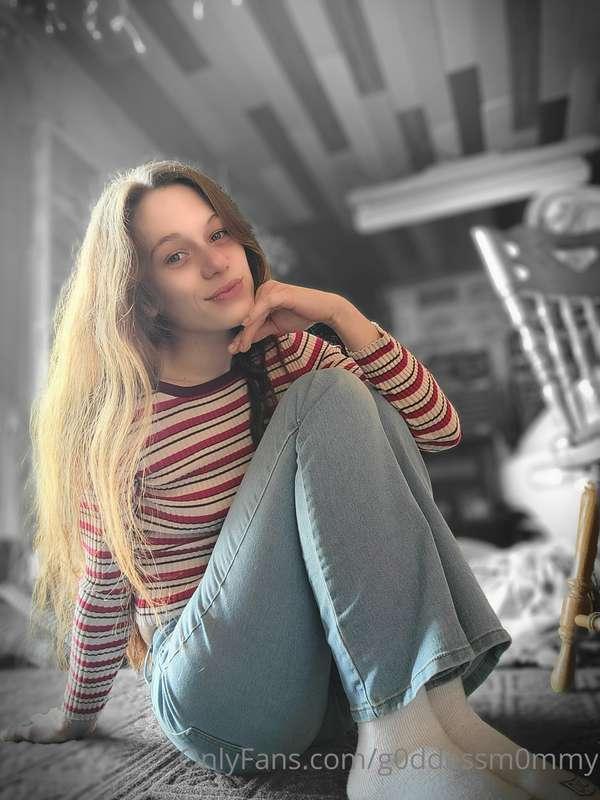 g0ddessm0mmy image #14