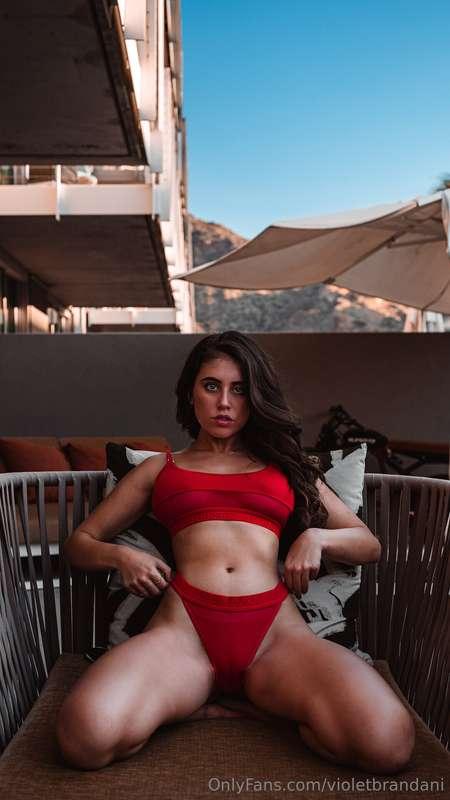 I'm like your dreams but naughtier 💭