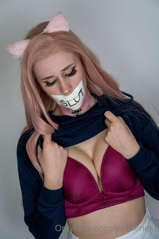 I'm just a slutty neko for your pleasure ^^