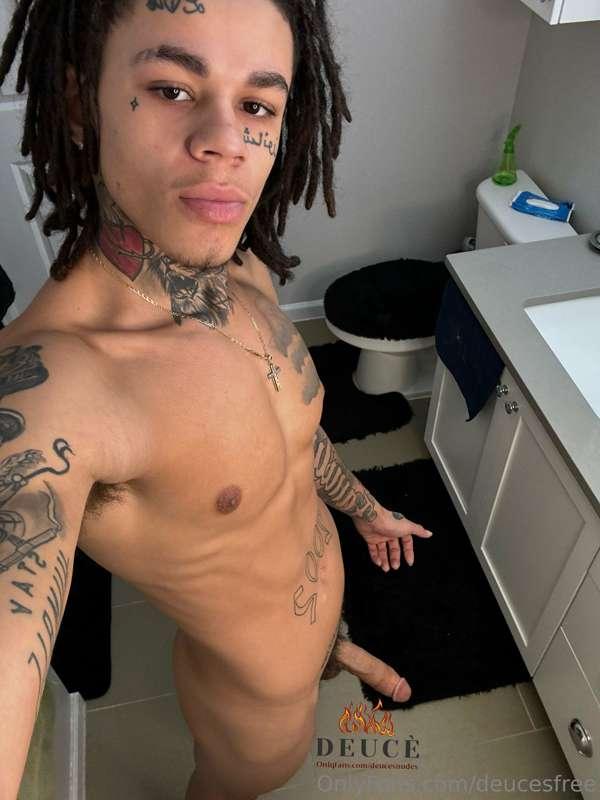 just did a renew on only live for my vip subs🥵💕 (i fucked ts..