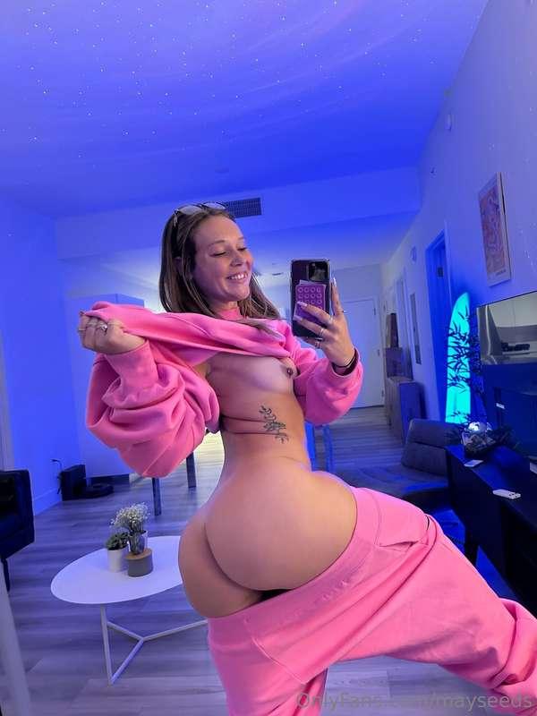Feeling extra slutty today 😈