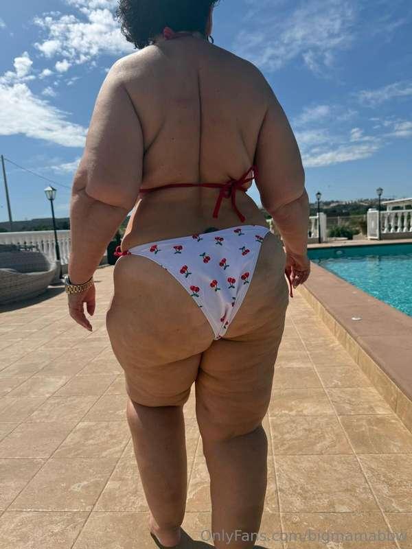 Need me to help you cum ?🍑