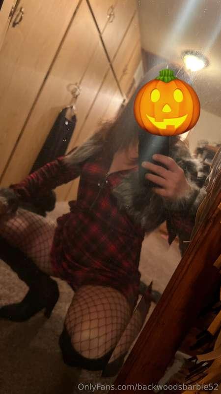 Did anyone else dress up for Halloween? 😏