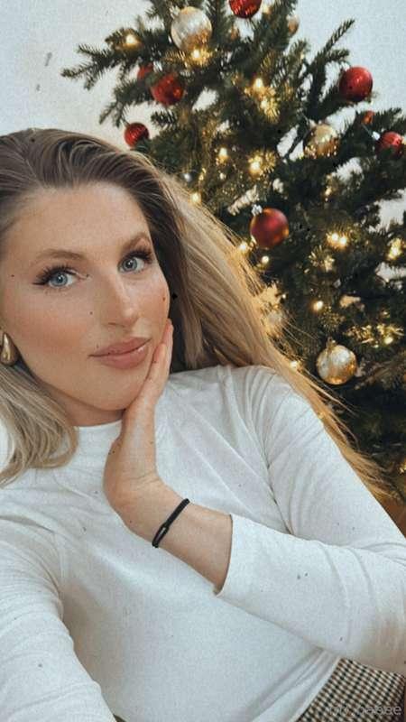 riri_baeeee image #1