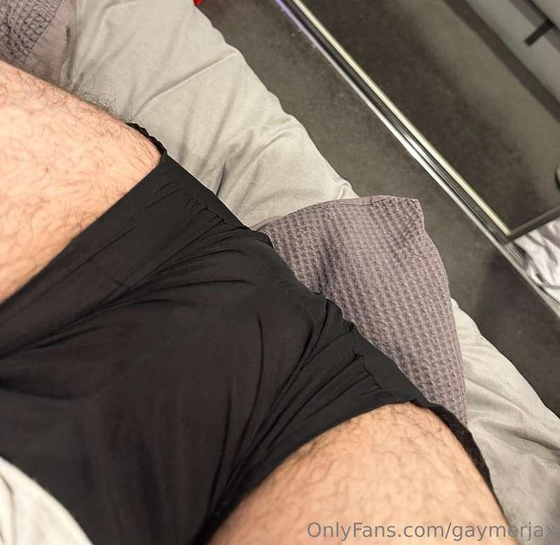 My plump balls need a warm mouth asap 😈