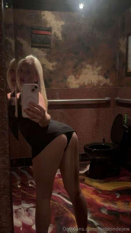 😋😋
