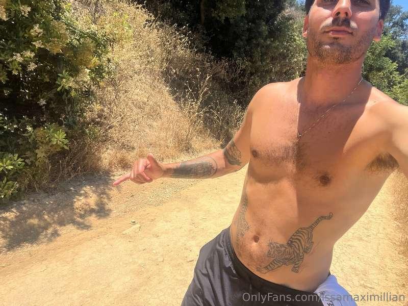 Nothing beats a shirtless hike! Wanna join me? 🌄💪