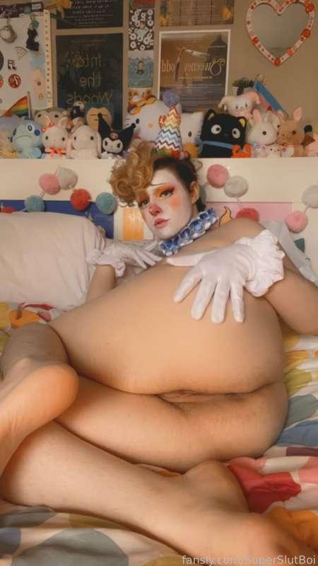 superslutboi image #0