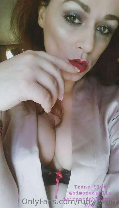 🩷💜Pretty face, fat ass, trans slut💜🩷
Free: @simonedahlia 
Pa..