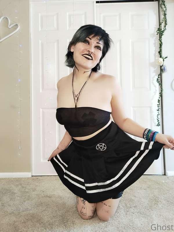 Bet you wish you could fuck this ghost girl huh? 
Pics and a..