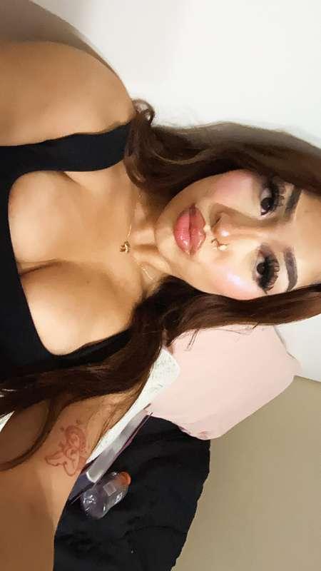 who’s on rn🙇🏻‍♀️