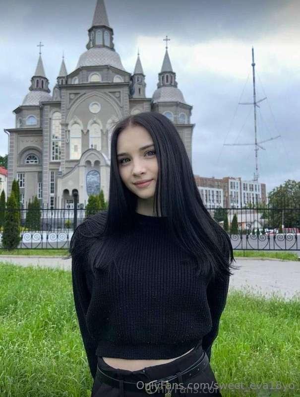 -# @mari_m00n @mari_m00n @mari_m00n ## Her @mari_m00n juicy ..