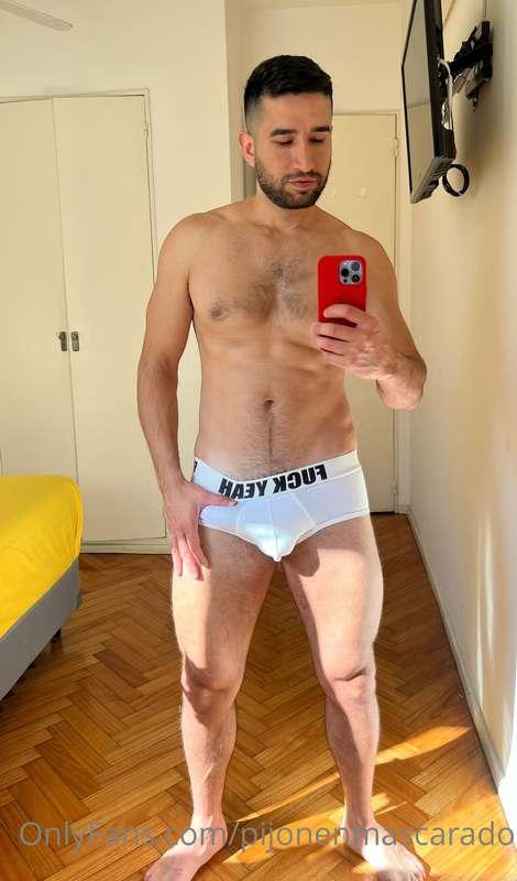 Do you like the color white? 😈🍆
¿Les gusta el color blanco? ..