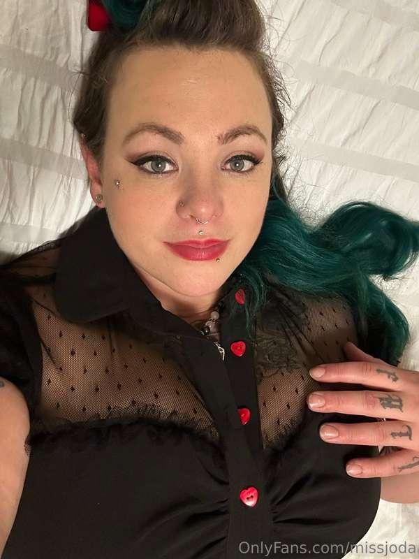 It’s my birthday!! 

I’ve got a couple PPV videos and photos..