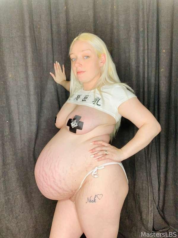 Do you like my belly?

#pregnant #pregnancy #pregnant, #belly #blonde #milf #mommy #mom #tits #boobs #bigtits #bigboobs