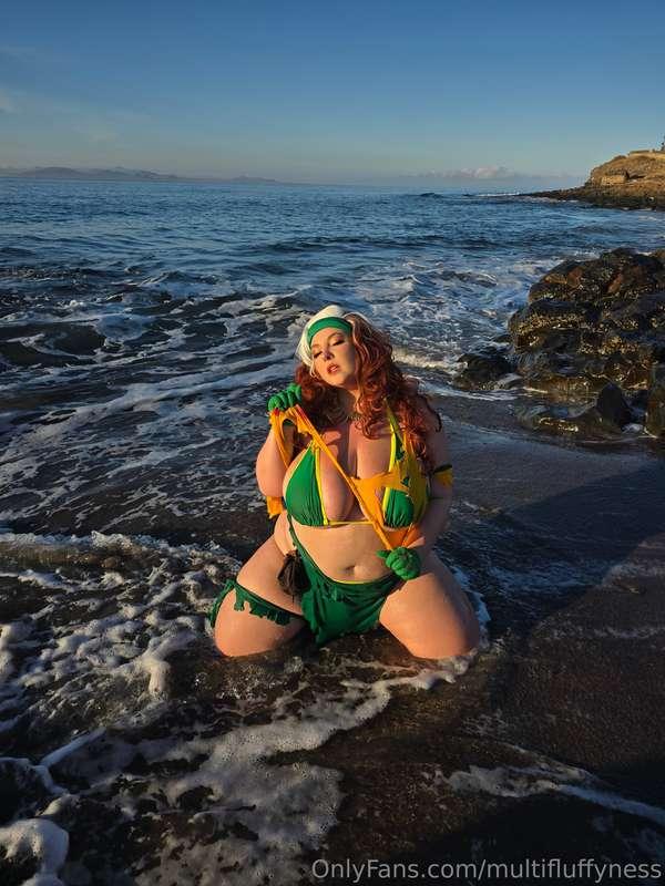 I always had this fantasy... the beach, being naughty. Not s..
