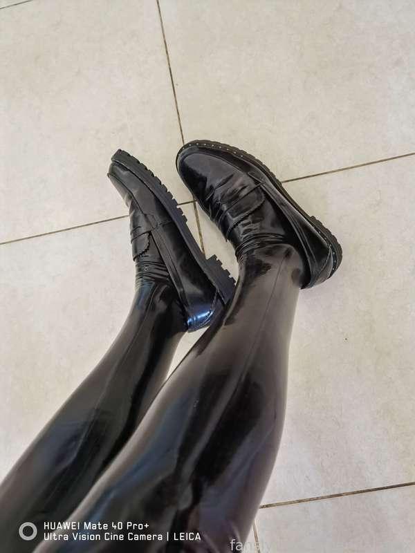 amandalatex image #10