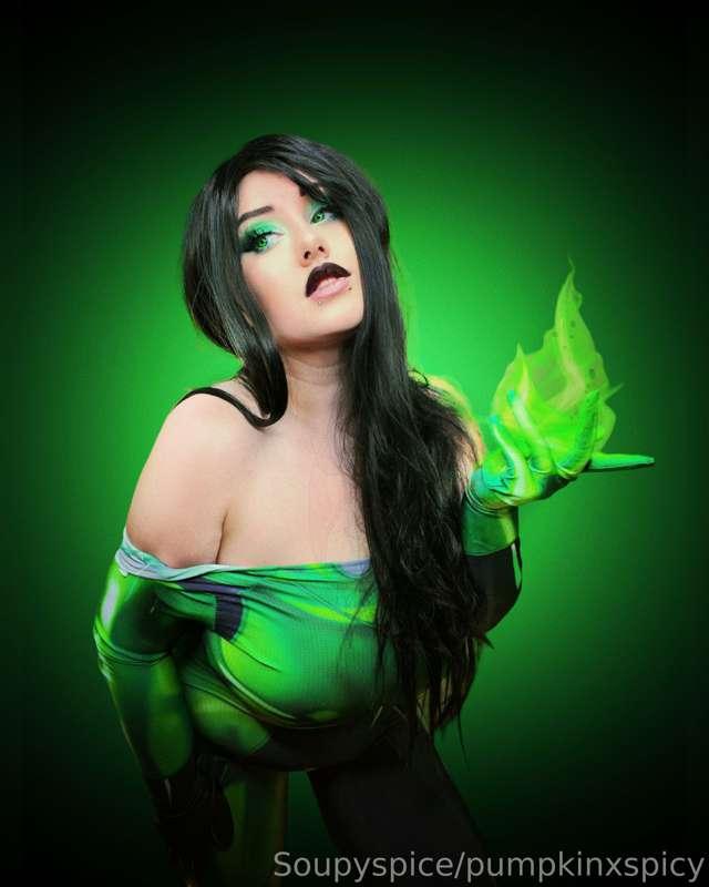 It’s time for some evil 😈 posting nude Shego on my main acco..
