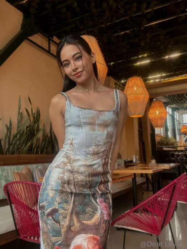 Happy 23 year old Leyla 🥰