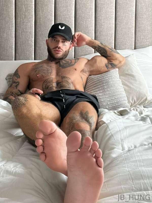 Worship me